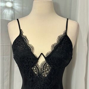 XS brand new Fashion Nova Dresss